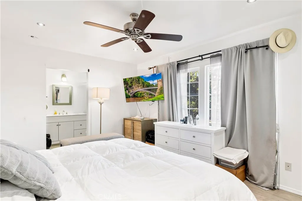 42874 Berkley, Hemet, California 92544 home-pic-21